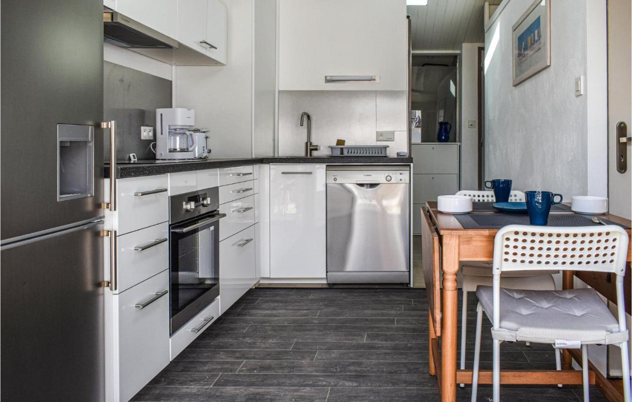 Nice Apartment In Noirmoutier-En-Lile With Wifi Kültér fotó